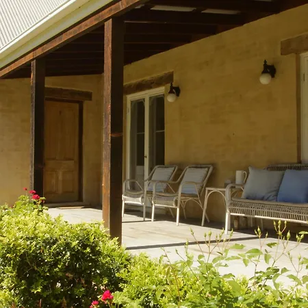 The Carriages Boutique Hotel And Vineyard-3